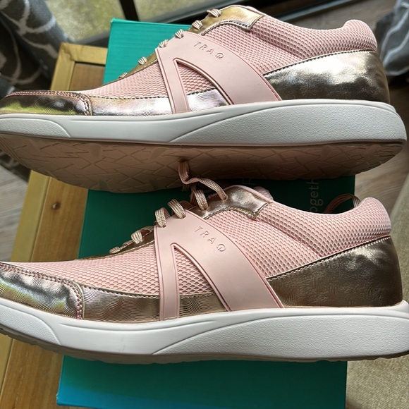 New Qarma by traq for alegria size 42 us 12 pink - Picture 5 of 9